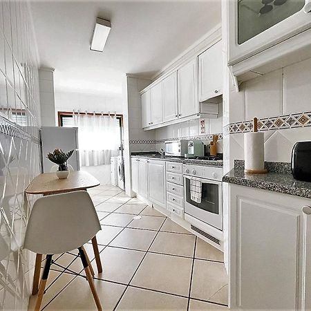 Green House Free Netflix And Garage Aveiro Extérieur photo